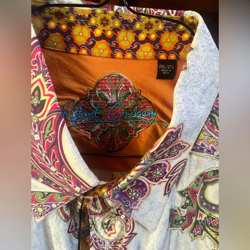 Robert Graham button up - Picture 3 of 3
